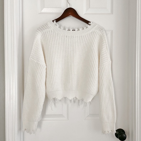 Zaful Distressed Cropped Sweater - Picture 3 of 3